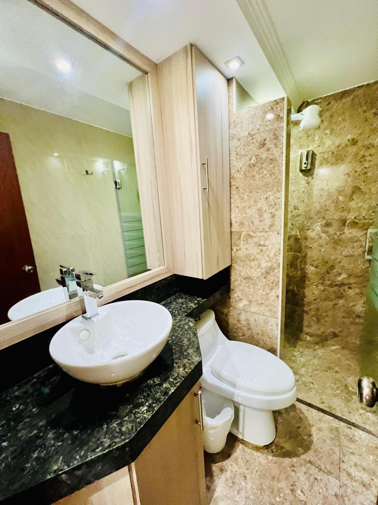 Sol Y Confort Suites Machala Luaran gambar